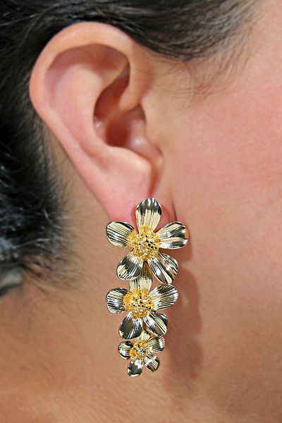 ÖZÜM TAKI Women's Flower Model Earrings Gold