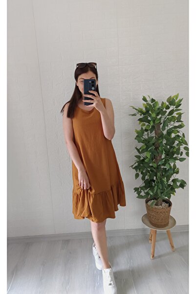 Mars Eteği Fırfırlı Kolsuz Elbise