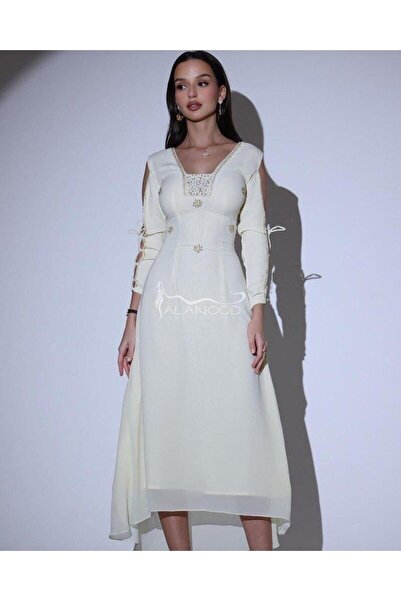 ALANOOD FASHION فستان ناعم مطرز كرستال بلون اسود وسكري فخم وانيق عيد 2025