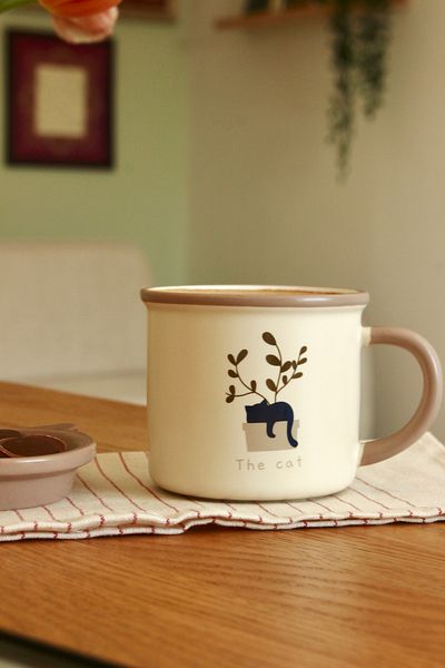 Nova Crafts Minimalist Cat Figured Plate Shaped Lid Beige Mug Cup
