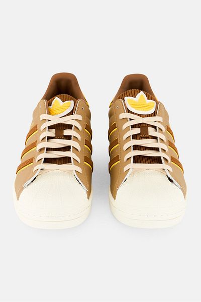 adidas Men Superstar Lace Up Outdoor Shoes, Brown