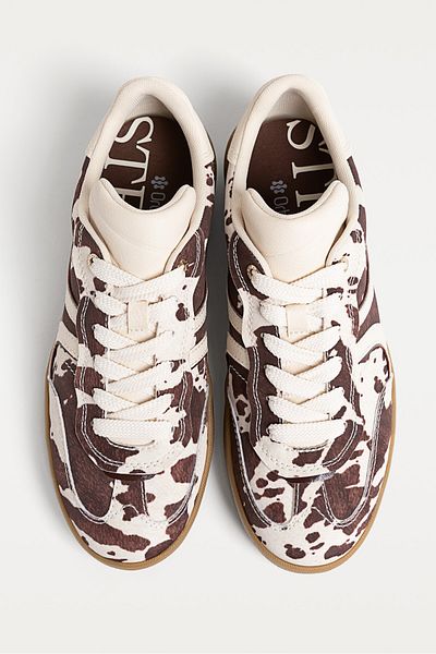 Stradivarius Printed faux fur trainers
