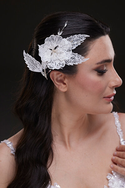 Hayalperest boncuk Eye-Catching Lace and Pearl Detailed Side Flower Hair Clip