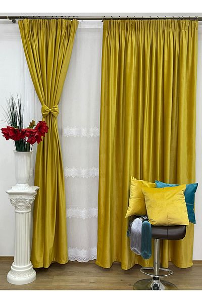Liz Line Set of two velvet curtains, with drapery, various sizes and colors, from the "Velvet lux" range by Liz Line