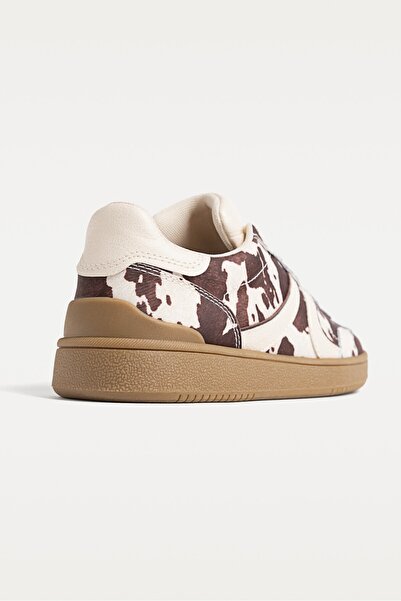 Stradivarius Printed faux fur trainers