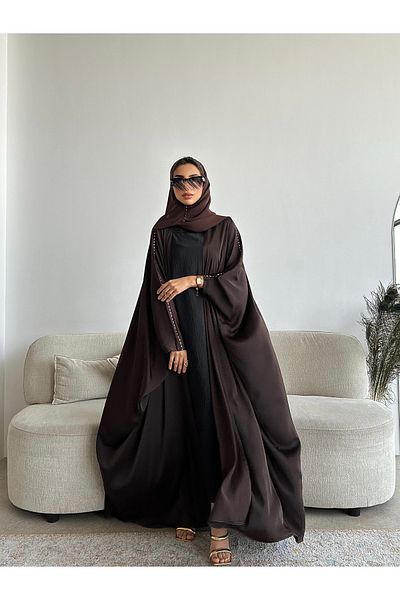 outline Brown silk abaya with crystals, comfortable and cool bisht design