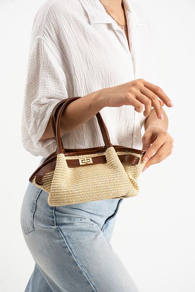 Night Geantă de mână și de umăr pentru femei Lucy Model Wicker Tan