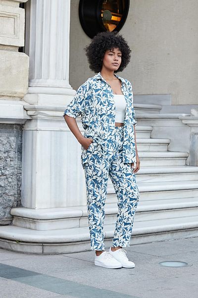 Jument Cămașă casual cu mânecă lungă, cu guler din voile, cu model pentru femei, albastru floral