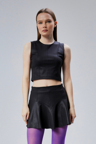 Nineteen Brand Deri Görünümlü Volanlı Mini Etek