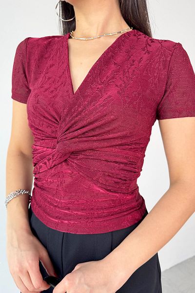 Cappmoda BLZ-13325 Μπλούζα με λαιμόκοψη σε μπορντό με λεπτομέρεια με δέσιμο μπροστά