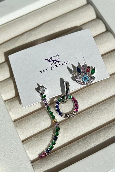TAKIŞTIR مجموعة أقراط YSX مكونة من 3 قطع بتفاصيل حجرية باللون الفضي