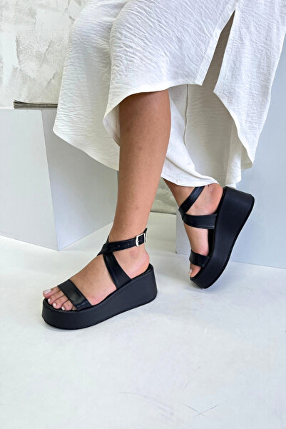 inizio Black Skin Wedge Heel Women's Sandals V4222