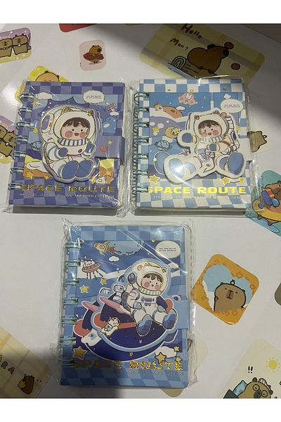 demirosa 3 Pcs Astronaut Mini Notebook
