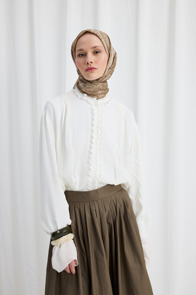 cs camellia scarf وشاح فيلا ناعم - بيج