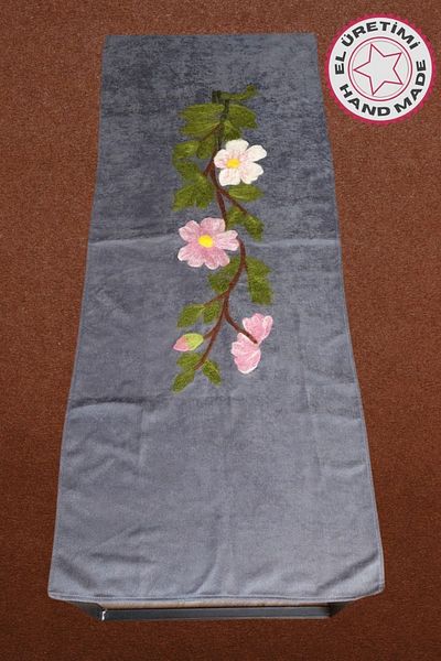 Uretti - Özlem 9422 1150 Handmade Felt Needle Embroidered Pink Flower Motif Runner Tablecloth - Gray