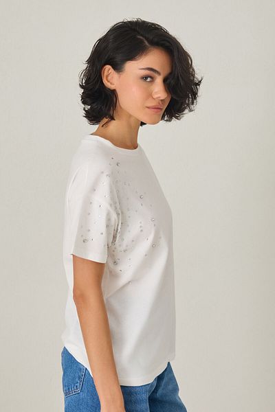 Amia&Co. Ecru Stone Print Detailed Crew Neck Short Sleeve T-Shirt