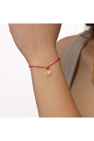MOHI Fine Jewellery Adjustable cord bracelet, 14k yellow gold, with initial M pendant
