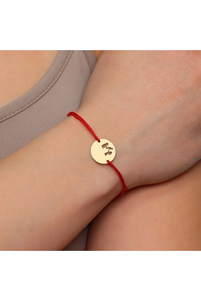 MOHI Fine Jewellery Adjustable cord bracelet with family coin pendant, 14k gold
