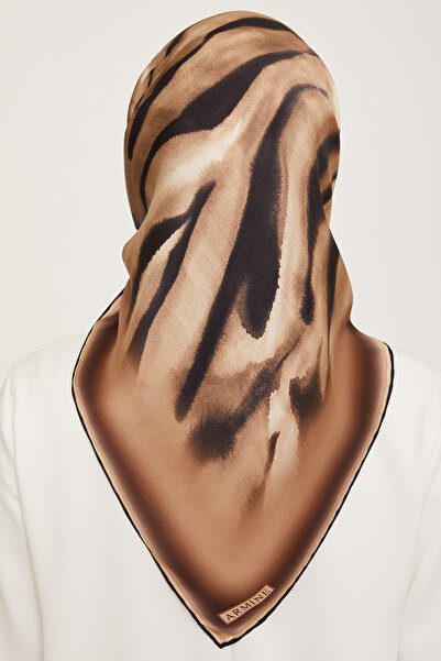 Armine Σειρά Nostalgia Twill Silk Scarf 9020d-02 Zebra Pattern Milky Brown-μαύρο