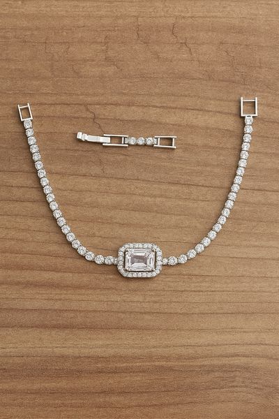 Serelia Vip Waterway Bracelet with White Zircon Stone Detail
