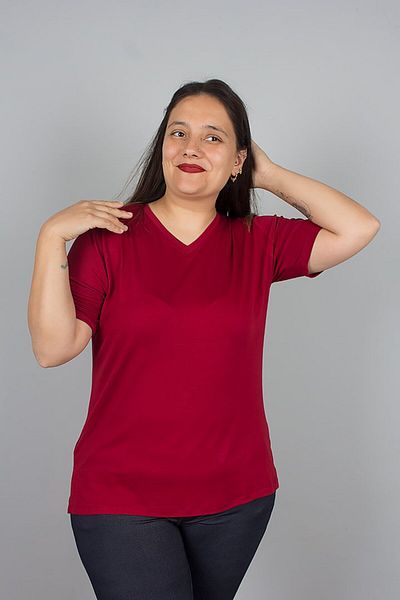 Truva XXL Burgundy V-Neck Lycra Viscose T-Shirt – Comfortable, Stylish and Breathable Fabric