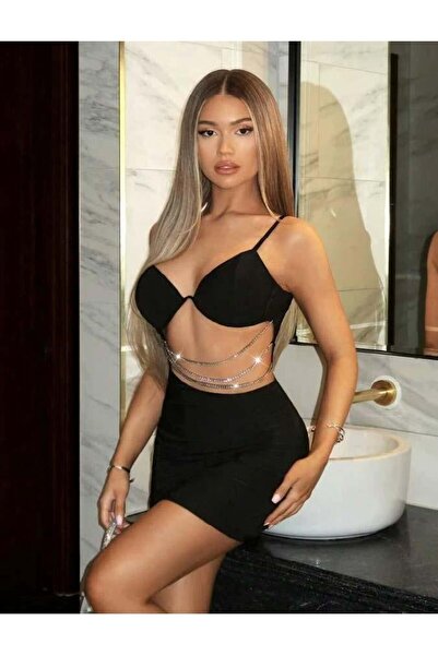 Aria's Closet فستان أرياس كلوست ميني كلوب أسود بتفاصيل سلسلة وقصة منخفضة عند ...