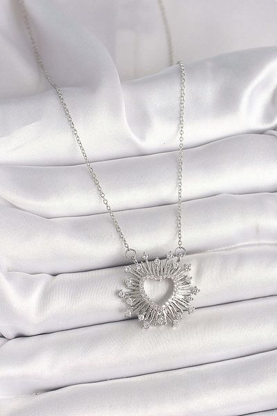 Avantaj Kapıda ®   316L Steel Silver Color Zircon Stone Heart Model Women's Necklace