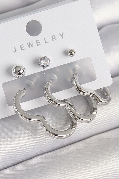 Avantaj Kapıda ®   Brass Silver Color Heart Model Zircon Stone Ball Detail Women's Earring Set