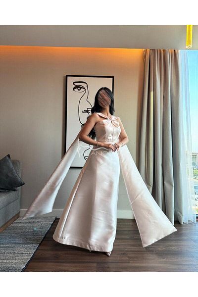 ALANOOD FASHION Beige embroidered evening dress with a modern design and tiered details
