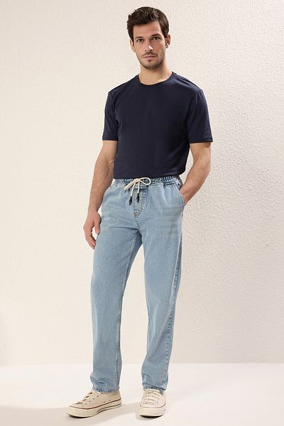 Trendyol Collection Μπλε κανονική εφαρμογή ελαστική μέση φαρδιά εφαρμογή Loose τζιν παντελόνι τζιν TMNAW24JE00025