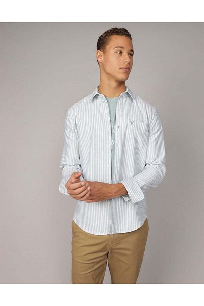 AMERICAN EAGLE AE Everyday Striped Oxford Button-Up Shirt