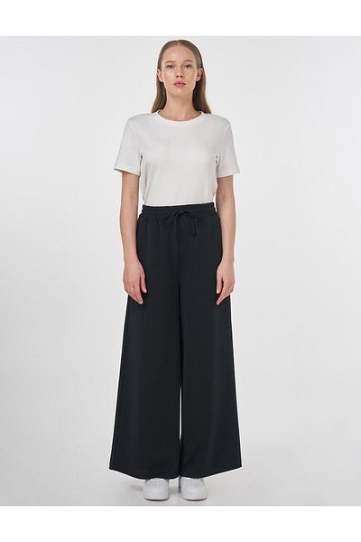 KYR Relaxed Cut Trousers Black