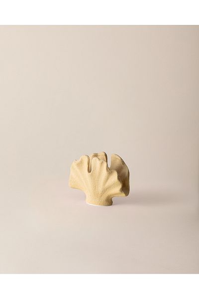 Madame Coco Shelly Vase - Beige