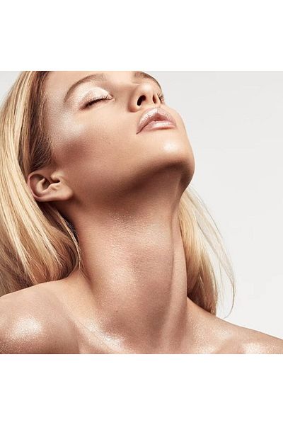 FENTY BEAUTY Fenty Beauty Diamond Bomb All Over Highlighter, Rose Reve, 8g, Unisex, 100.0ml