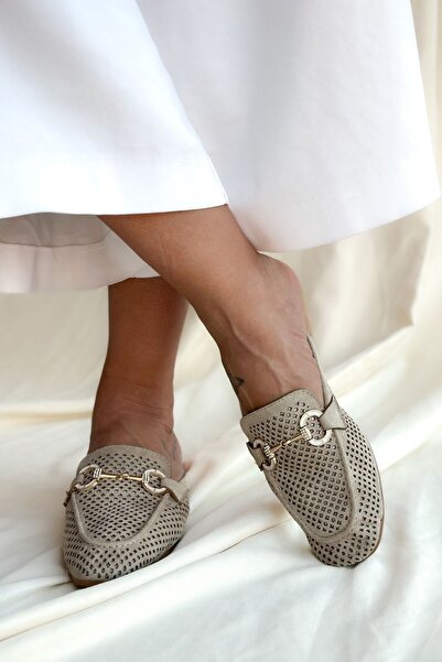 Shoebutik Capri Beige Buckle Detail Women's Slippers