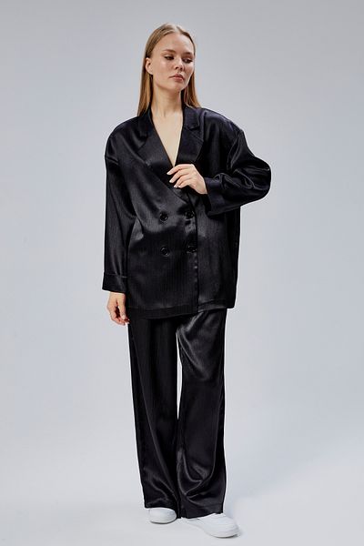Bolivente Black Oversize Satin Suit