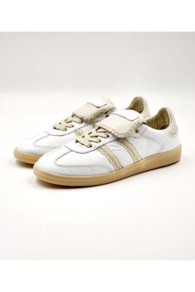 Ega ayakkabı أحذية رياضية نسائية من الجلد الأصلي