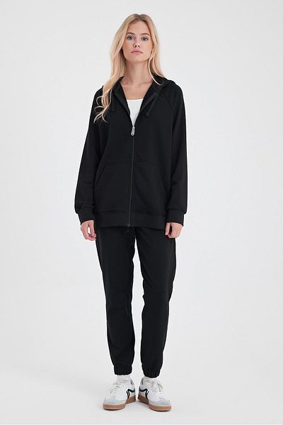 VENA Women's Black Slim Straight Sweatpants with Elastic Legs