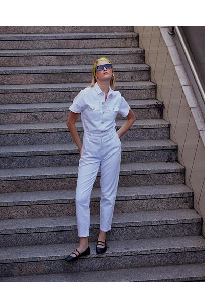 VENA Salopetă de damă Norah Jean - albă, cu mâneci scurte și culoare