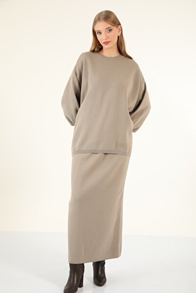 Suede Style 30240 - Set de tricotaje casual și elegant pentru femei, cu fustă