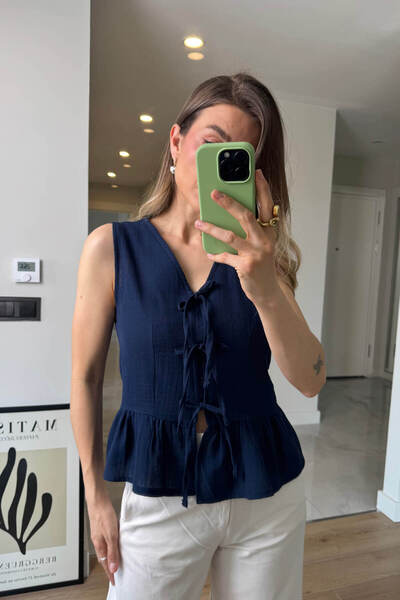 Sue Store Μπλούζα μουσελίνας με μπλέ μπλέ μπλουζάκι με δεμένο μπροστινό μέρος