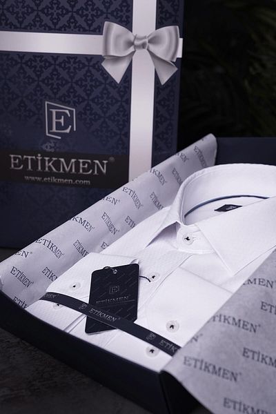 Etikmen Ανδρικό πουκάμισο σε κουτί δώρου με λευκό διαμάντι
