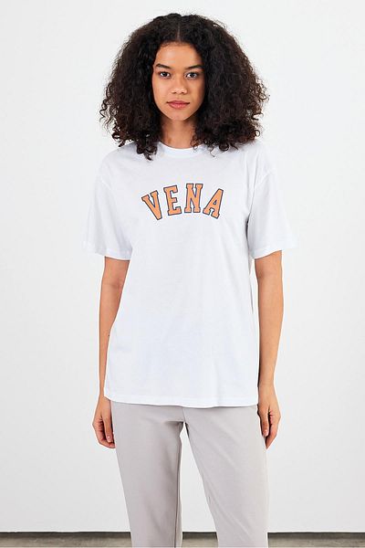 VENA Γυναικείο T-Shirt Vena Jeans με λευκό εμπριμέ λαιμόκοψη κανονική εφαρμογή