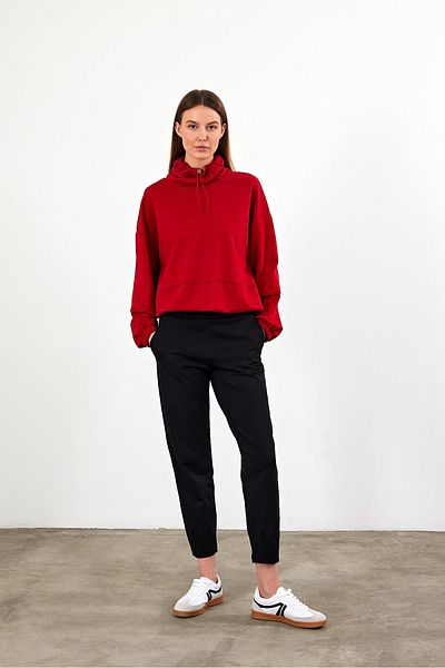 VENA Women's Norah Red Collar Detailed Regular Fit Sweatshirt