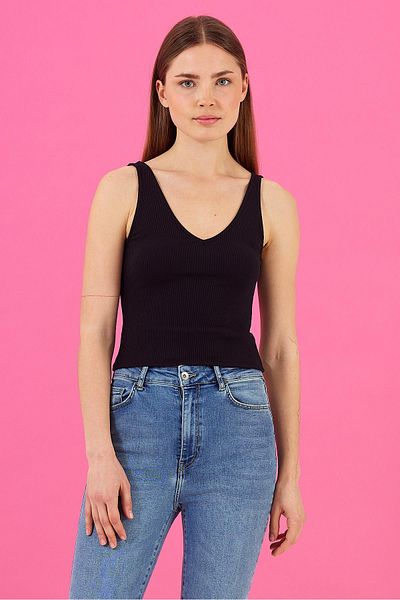 VENA Kendall V-Neck Negru Tank Top pentru femei