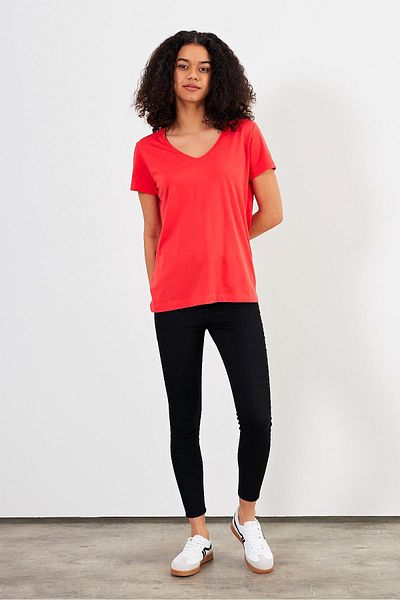 VENA Women's Boyfriend Red V-Neck Regular Fit Modal T-Shirt (Lyocell)