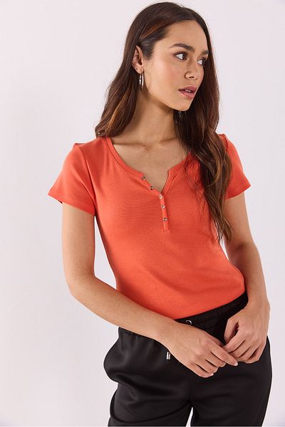 VENA Matilda Button Detailed Fitted T-Shirt - Coral