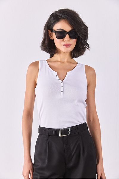 VENA Matilda Button Detailed Bodysitting Undershirt - White