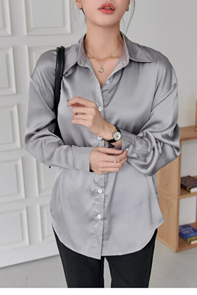 thesunfyre Kadın Gri Şık Ve Casual Uzun Kollu Dar Kesim Düğmeli Saten Gömlek