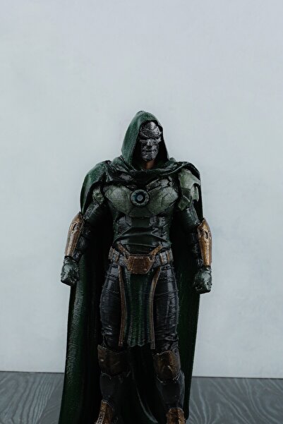 PWUL WORKS Marvel Doctor Doom Figür 23 cm - Doom Hükümdar Heykeli - 3D Baskı ...